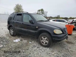 2000 Mercedes-Benz M 320/430/500 z VIN 4JGAB54E3YA209798, wystawiony jako Copart lot #52116575 z przebiegiem Nie podano mil oraz Szkoda całkowita • Salvage title. Historia ofert i sprzedaży dostępna na DreamBid. Obrazek 4.