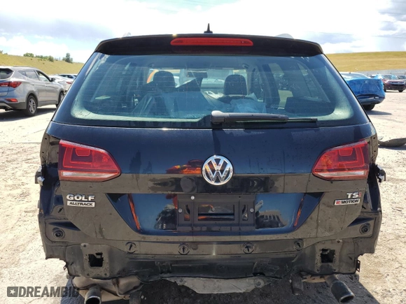 2017 Volkswagen Golf Alltrack S with VIN 3VWH17AU9HM517474, listed as a Copart auction lot 67498474 with 81,717 mi miles and Salvage Title. Bid and sale history available at carsss.com. Image 6.