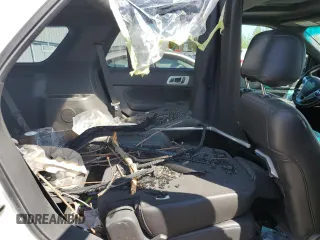 2014 Ford Explorer XLT z VIN 1FM5K8D80EGA05062, wystawiony jako Copart lot #56425455 z przebiegiem 188 429 mil mil oraz Szkoda całkowita • Salvage title. Historia ofert i sprzedaży dostępna na DreamBid. Obrazek 11.