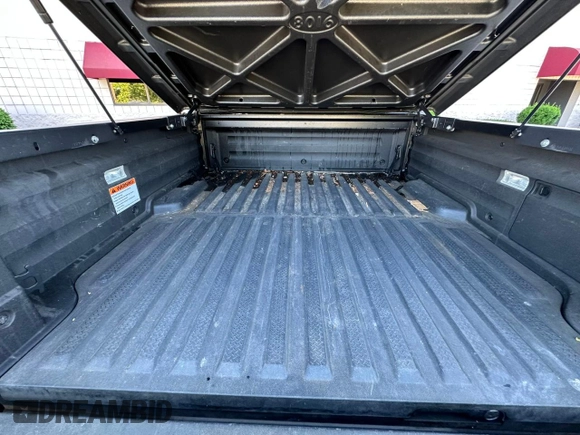 2019 Honda Ridgeline RTL-E with VIN 5FPYK3F71KB009532, listed as a Copart auction lot 65827935 with 217,177 mi miles and Clean title. Bid and sale history available at DreamBid. Image 12.