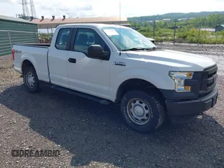2016 Ford F-150 XLT with VIN 1FTFX1EF3GFD51260, listed as a IAAI auction lot 42434849 with 83,598 mi miles and . Bid and sale history available at DreamBid. Image 1.