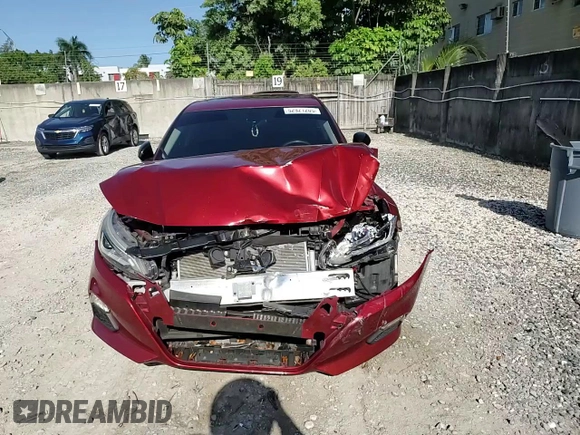 2019 Nissan Altima SR with VIN 1N4BL4CVXKN311252, listed as a Copart auction lot 52921205 with 40,118 mi miles and Non Repairable. Bid and sale history available at carsss.com. Image 11.
