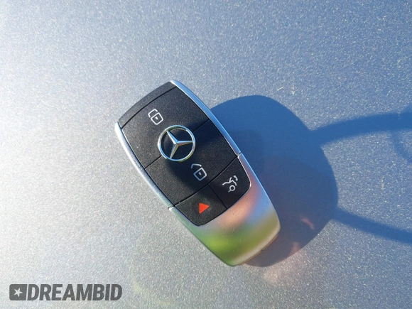 2020 Mercedes-Benz GLE 350 z VIN 4JGFB4KEXLA057756, wystawiony jako IAAI lot #42080599 z przebiegiem 52 881 mil mil oraz . Historia ofert i sprzedaży dostępna na DreamBid. Obrazek 11.