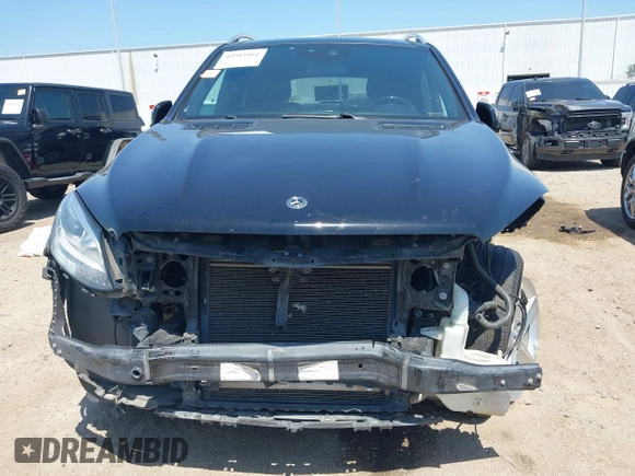 2018 Mercedes-Benz GLE 350 with VIN 4JGDA5JB0JB008547, listed as a IAAI auction lot 41985861 with 149,661 mi miles and . Bid and sale history available at DreamBid. Image 13.