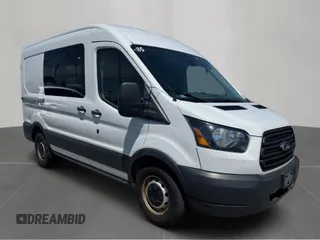 2018 Ford Transit z VIN 1FTYE1CM0JKB27121, wystawiony jako Copart lot #60483475 z przebiegiem 177 534 mil mil oraz Czysty tytuł • Clean title. Historia ofert i sprzedaży dostępna na DreamBid. Obrazek 1.