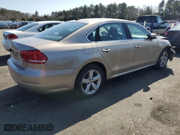 2015 Volkswagen Passat Limited Edition Edition z VIN 1VWAT7A33FC103074, wystawiony jako Copart lot #49218995 z przebiegiem 67 482 mil mil oraz Szkoda całkowita • Salvage title. Historia ofert i sprzedaży dostępna na DreamBid. Obrazek 3.