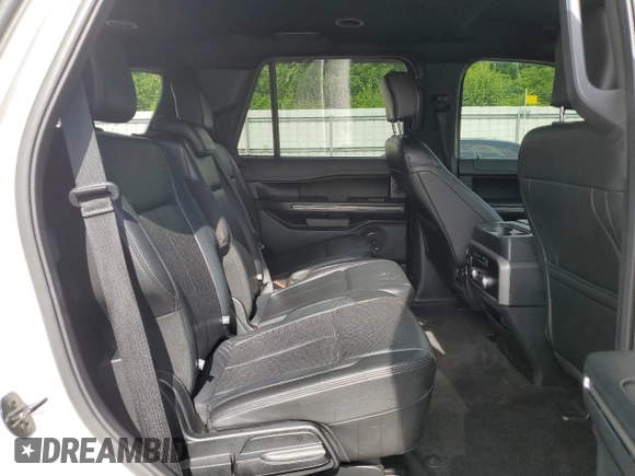 2018 Ford Expedition XLT с VIN 1FMJU1HTXJEA22293, выставлен на аукционе Copart как лот 60668025 с пробегом 154 825 миль миль и Списание • Salvage title. История ставок и продаж доступна на DreamBid. Изображение 11.