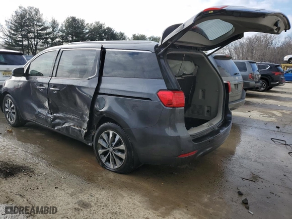 2017 Kia Sedona EX with VIN KNDMC5C12H6343881, listed as a Copart auction lot 53801454 with 41,060 mi miles and Salvage Title. Bid and sale history available at carsss.com. Image 2.