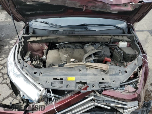 2018 Toyota Highlander SE with VIN 5TDJZRFH0JS874049, listed as a Copart auction lot 54959505 with 92,561 mi miles and Salvage title. Bid and sale history available at DreamBid. Image 12.