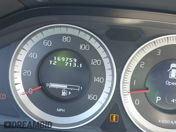 2012 Volvo XC60 3.2L with VIN YV4952DL8C2291037, listed as a IAAI auction lot 41683215 with 170,000 mi miles and . Bid and sale history available at DreamBid. Image 15.