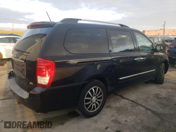 2011 Kia Sedona EX with VIN KNDMH4C7XB6400674, listed as a Copart auction lot 89223325 with 220,584 mi miles and Clean Title. Bid and sale history available at carsss.com. Image 3.
