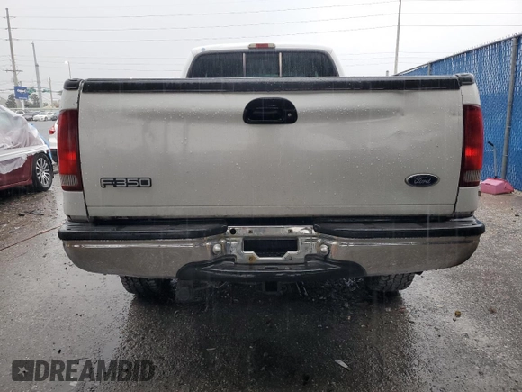 1999 Ford F-350 XL z VIN 1FTSW31F3XEA85148, wystawiony jako Copart lot #45558535 z przebiegiem 379 776 mil mil oraz Szkoda całkowita • Salvage title. Historia ofert i sprzedaży dostępna na DreamBid. Obrazek 6.