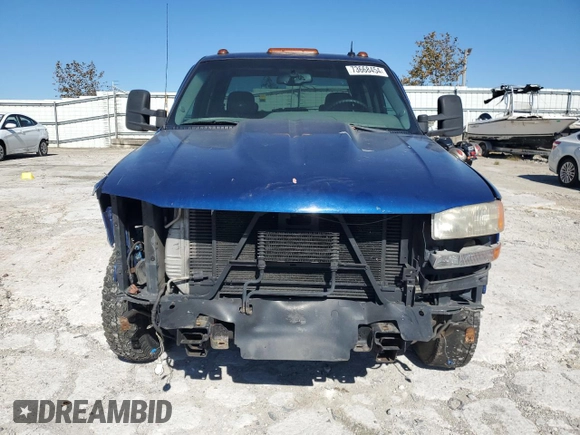 2003 GMC Sierra 3500 SLT z VIN 1GTJC33113F121042, wystawiony jako Copart lot #73668454 z przebiegiem 246 510 mil mil oraz Szkody całkowita. Historia ofert i sprzedaży dostępna na DreamBid. Obrazek 5.