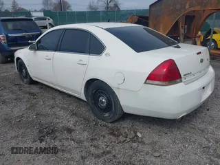 2008 Chevrolet Impala Police Police with VIN 2G1WS553789172671, listed as a IAAI auction lot 41689950 with 101,578 mi miles. Bid and sale history available at carsss.com. Image 3.