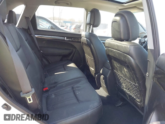 2013 Kia Sorento EX with VIN 5XYKUDA26DG411648, listed as a IAAI auction lot 41878842 with 87,631 mi miles. Bid and sale history available at carsss.com. Image 8.