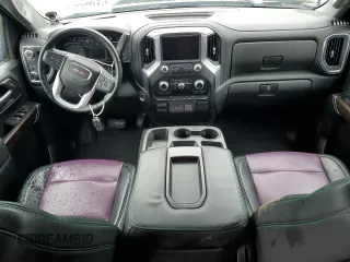 2018 GMC Sierra 2500HD SLE z VIN 1GT49MEY1PF165625, wystawiony jako Copart lot #58934545 z przebiegiem 27 985 mil mil oraz Szkoda całkowita • Salvage title. Historia ofert i sprzedaży dostępna na DreamBid. Obrazek 8.