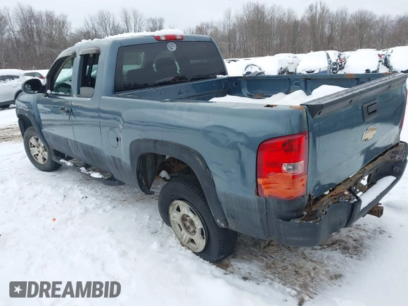2010 Chevrolet Silverado 1500 LS with VIN 1GCSCREA9AZ277314, listed as a IAAI auction lot 41342738 with 237,262 mi miles. Bid and sale history available at carsss.com. Image 3.