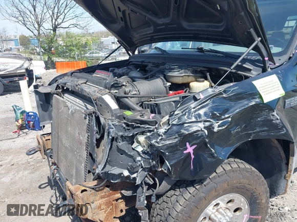 2004 Ford F-350 XL с VIN 1FTSW31P14EA51424, выставлен на аукционе IAAI как лот 42070460 с пробегом Не указан миль и . История ставок и продаж доступна на DreamBid. Изображение 21.