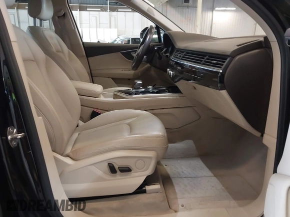 2019 Audi Q7 Premium Plus with VIN WA1LAAF73KD020866, listed as a IAAI auction lot 42283283 with 68,614 mi miles and . Bid and sale history available at DreamBid. Image 5.