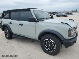 2022 Ford Bronco with VIN 1FMDE5BH3NLA99823, listed as a Copart auction lot 51330725 with 38,907 mi miles and Salvage Title. Bid and sale history available at carsss.com. Image 4.