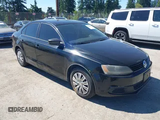 2013 Volkswagen Jetta S с VIN 3VW2K7AJ8DM224328, выставлен на аукционе IAAI как лот 42466376 с пробегом 151 505 миль миль и . История ставок и продаж доступна на DreamBid. Изображение 1.