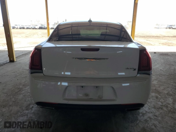 2019 Chrysler 300 S with VIN 2C3CCABG5KH539396, listed as a Copart auction lot 50924075 with 104,164 mi miles and Salvage Title. Bid and sale history available at DreamBid. Image 6.