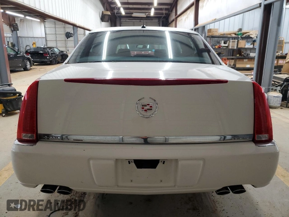 2006 Cadillac DTS Professional z VIN 1GEEH96Y36U550382, wystawiony jako Copart lot #86520324 z przebiegiem 26 199 mil mil oraz Szkody całkowita. Historia ofert i sprzedaży dostępna na DreamBid. Obrazek 6.