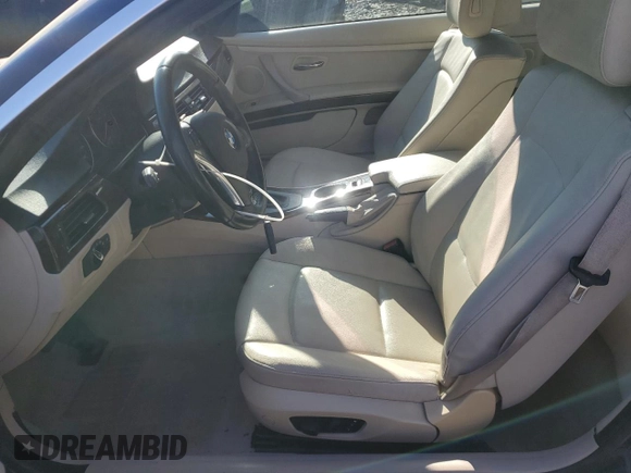 2009 BMW 3 Series 328i with VIN WBAWR33519P460486, listed as a Copart auction lot 86271704 with 108,247 mi miles and Salvage title. Bid and sale history available at DreamBid. Image 7.