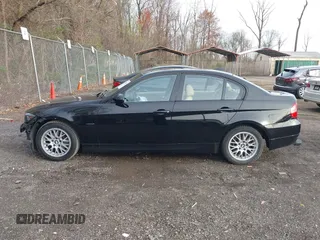 2006 BMW 3 Series 325i with VIN WBAVB13576KX45531, listed as a IAAI auction lot 41941014 with Not Provided miles and . Bid and sale history available at carsss.com. Image 14.
