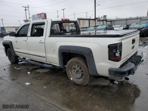 2015 Chevrolet Silverado 1500 LT with VIN 3GCPCREH5FG301487, listed as a Copart auction lot 44446495 with 104,038 mi miles and Clean Title. Bid and sale history available at carsss.com. Image 2.