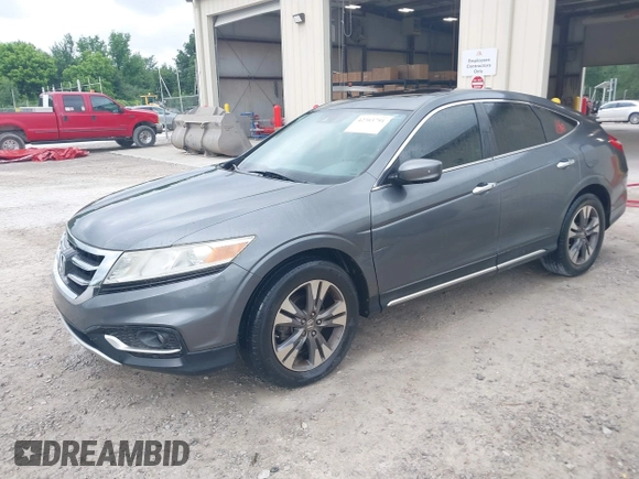 2013 Honda Crosstour EX-L z VIN 5J6TF1H56DL002352, wystawiony jako IAAI lot #42303791 z przebiegiem 178 443 mil mil oraz . Historia ofert i sprzedaży dostępna na DreamBid. Obrazek 2.