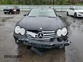2005 Mercedes-Benz SL 500 z VIN WDBSK75FX5F101381, wystawiony jako Copart lot #57725655 z przebiegiem 45 705 mil mil oraz Szkoda całkowita • Salvage title. Historia ofert i sprzedaży dostępna na DreamBid. Obrazek 5.