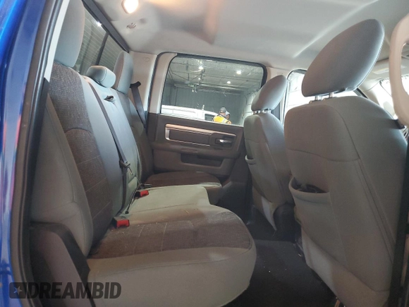 2015 Ram 1500 Outdoorsman z VIN 1C6RR7LT8FS731422, wystawiony jako Copart lot #47360105 z przebiegiem 122 372 mil mil oraz Szkoda całkowita • Salvage title. Historia ofert i sprzedaży dostępna na DreamBid. Obrazek 10.