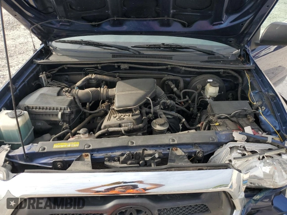 2015 Toyota Tacoma z VIN 5TFUX4EN6FX031844, wystawiony jako Copart lot #60068045 z przebiegiem 125 318 mil mil oraz Czysty tytuł • Clean title. Historia ofert i sprzedaży dostępna na DreamBid. Obrazek 11.