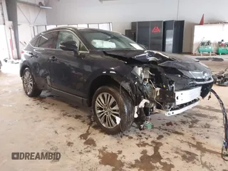2023 Toyota Venza LE z VIN JTEAAAAH2PJ135878, wystawiony jako IAAI lot #41938929 z przebiegiem 44 113 mil mil oraz . Historia ofert i sprzedaży dostępna na DreamBid. Obrazek 1.