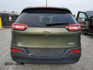 2018 Jeep Cherokee Latitude Plus with VIN 1C4PJMLB6JD602685, listed as a Copart auction lot 53741765 with 105,984 mi miles and Salvage title. Bid and sale history available at DreamBid. Image 6.