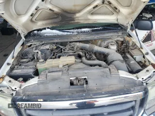 2004 Ford F-250 XL с VIN 1FTNF21L94EC06130, выставлен на аукционе Copart как лот 46876595 с пробегом 291 066 миль миль и На запчасти • Non repairable. История ставок и продаж доступна на DreamBid. Изображение 11.