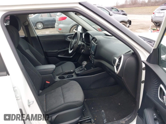 2020 Kia Soul S with VIN KNDJ23AU3L7005173, listed as a IAAI auction lot 41924907 with 74,792 mi miles and . Bid and sale history available at DreamBid. Image 5.
