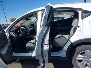 2019 Honda HR-V EX with VIN 3CZRU5H5XKM719534, listed as a IAAI auction lot 41635680 with 55,770 mi miles. Bid and sale history available at carsss.com. Image 8.