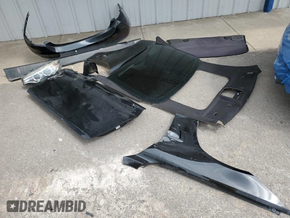 2015 BMW 4 Series 435i xDrive z VIN WBA3R5C55FK189312, wystawiony jako Copart lot #65376555 z przebiegiem 105 112 mil mil oraz Szkoda całkowita • Salvage title. Historia ofert i sprzedaży dostępna na DreamBid. Obrazek 12.