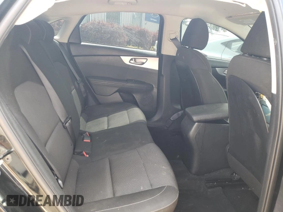2024 Kia Forte LXS with VIN 3KPF24AD5RE698431, listed as a Copart auction lot 61328364 with 23,113 mi miles and Salvage Title. Bid and sale history available at DreamBid. Image 10.