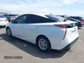 2017 Toyota Prius Two with VIN JTDKBRFU2H3042763, listed as a IAAI auction lot 41946566 with 199,877 mi miles. Bid and sale history available at carsss.com. Image 3.