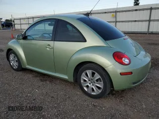 2009 Volkswagen New Beetle Coupe S with VIN 3VWRW31C59M504261, listed as a Copart auction lot 79912134 with 191,031 mi miles and Salvage Title. Bid and sale history available at carsss.com. Image 2.