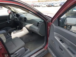 2007 Jeep Grand Cherokee Laredo with VIN 1J8HR48P37C624636, listed as a IAAI auction lot 41846326 with 222,116 mi miles. Bid and sale history available at carsss.com. Image 5.