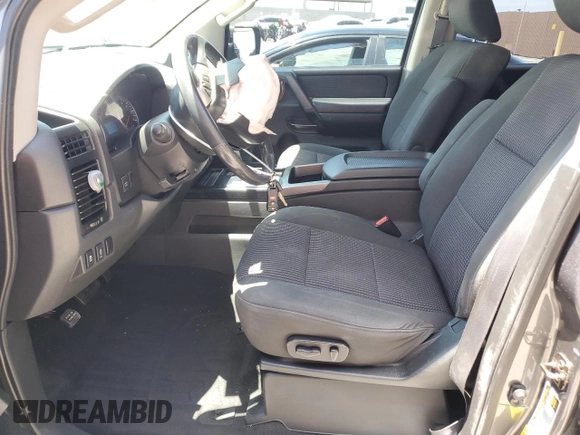 2014 Nissan Titan SV with VIN 1N6AA0ED2EN513724, listed as a Copart auction lot 58641975 with 221,961 mi miles and Salvage title. Bid and sale history available at DreamBid. Image 7.