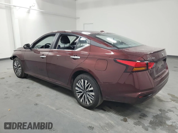 2025 Nissan Altima SV with VIN 1N4BL4DW1SN317805, listed as a Copart auction lot 53736445 with 10,384 mi miles and Clean Title. Bid and sale history available at DreamBid. Image 2.