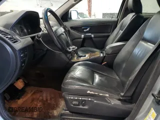 2011 Volvo XC90 I6 z VIN YV4952CZ3B1572866, wystawiony jako Copart lot #56146345 z przebiegiem 200 999 mil mil oraz Nie do naprawy • Non repairable. Historia ofert i sprzedaży dostępna na DreamBid. Obrazek 7.