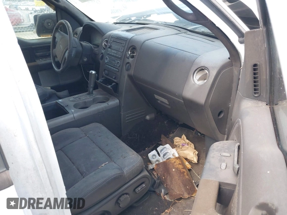 2008 Ford F-150 XLT с VIN 1FTPW14V58FB21592, выставлен на аукционе IAAI как лот 42642040 с пробегом Не указан миль и . История ставок и продаж доступна на DreamBid. Изображение 5.