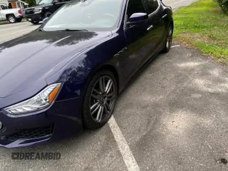 2018 Maserati Ghibli S Q4 GranLusso with VIN ZAM57YTL2J1270859, listed as a Copart auction lot 43597825 with 34,164 mi miles and Salvage Title. Bid and sale history available at carsss.com. Image 2.
