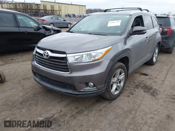 2016 Toyota Highlander Limited with VIN 5TDDKRFH0GS236412, listed as a IAAI auction lot 41067768 with 108,015 mi miles and . Bid and sale history available at DreamBid. Image 2.